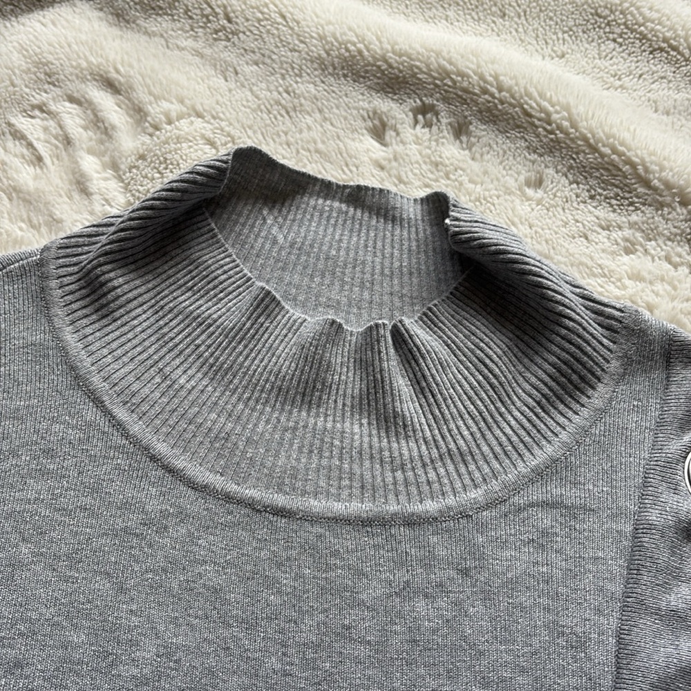 Cleo Asymmetrical Grunge Minimalist Streetwear Modern Edgy Mock Neck Long Sleeve - Picture 3 of 7